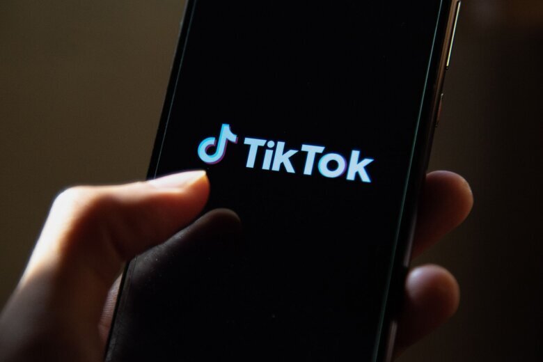 TikTok正在推出更长的视频，一些创作者担心氛围的转变
