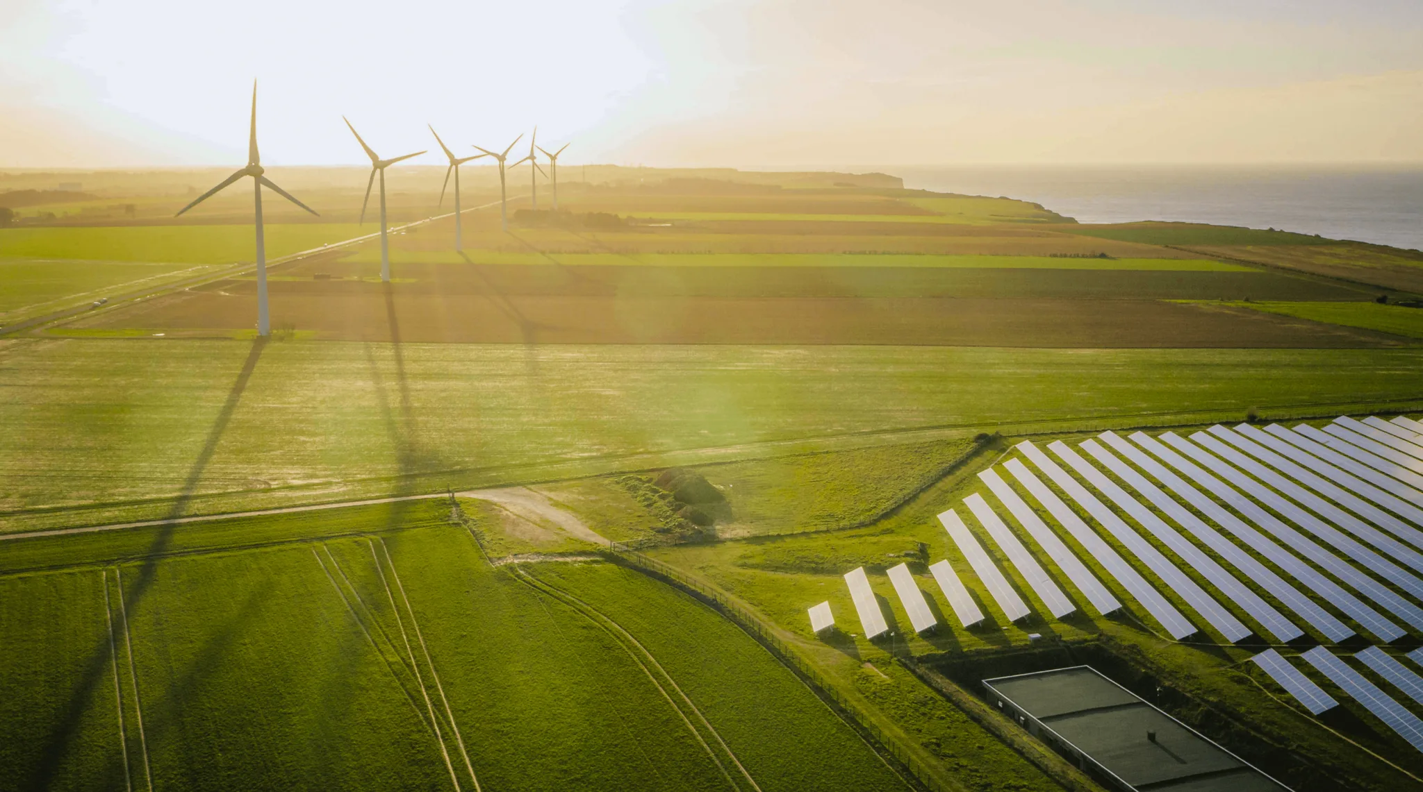 Lake Energy 获8000万美元融资：美国电力需求上升，可再生能源基础设施如何跟上数据中心与制造业扩张