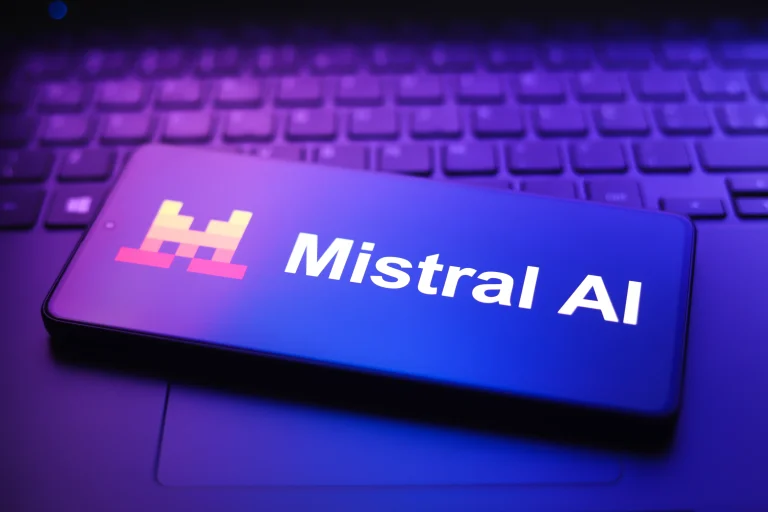 Mistral 完成30亿欧元D轮融资，估值超210亿欧元：欧洲主权AI能否挑战美国巨头？