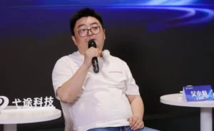 弋途科技完成近亿元Pre-B轮：AI原生座舱能否成为车企智能化下半场的胜负手？