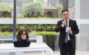 演犀科技获复创基金领投：人形机器人竞争从运动性能转向交互能力，仿生表情头部能否成为差异化关键？